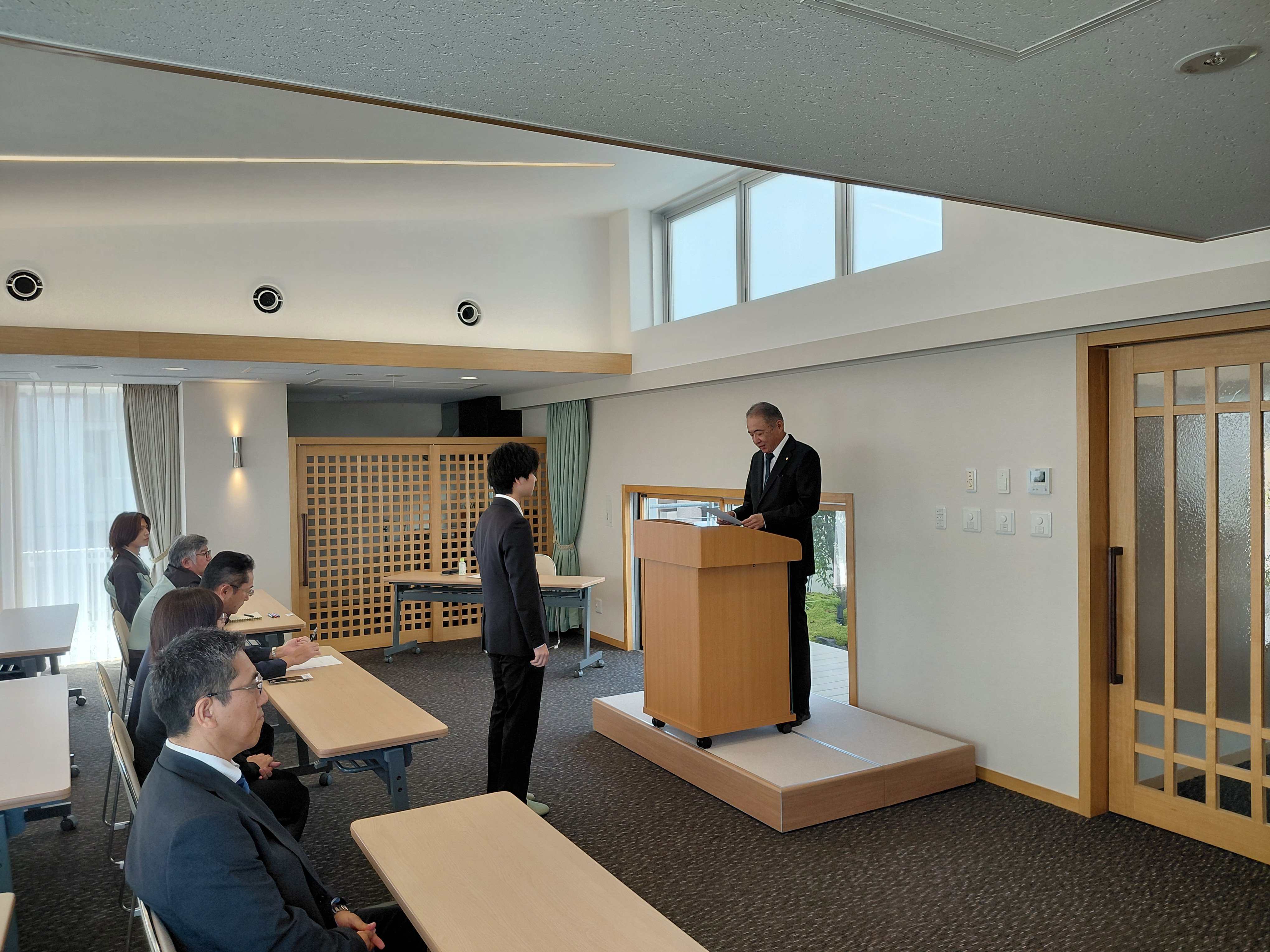 内定式写真 2027年4月入社.jpg